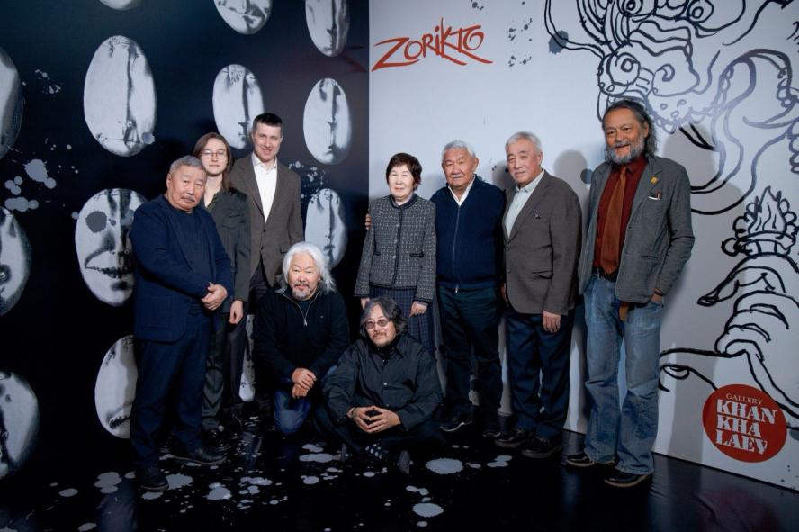 Выставки отца и сына Доржиевых: уникальный шанс увидеть искусство двух бурятских мастеров в Иркутске