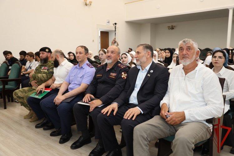 Представитель Росгвардии принял участие в мероприятии ко Дню солидарности в борьбе с Представитель Росгвардии принял участие в мероприятии ко Дню солидарности в борьбе с