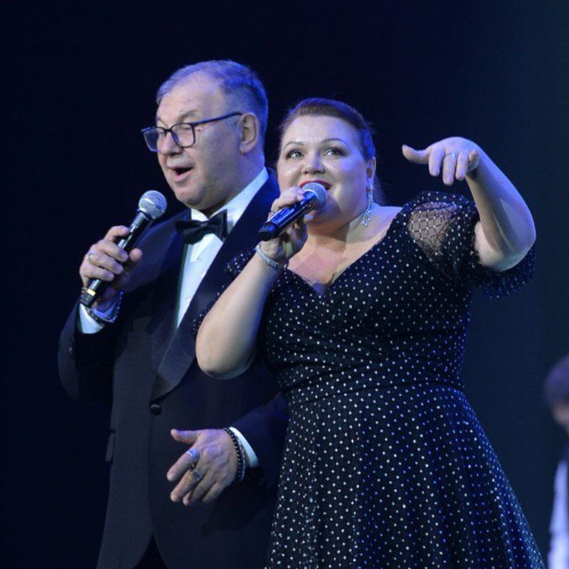 Суховы получили признание за вклад в развитие современной народной музыки