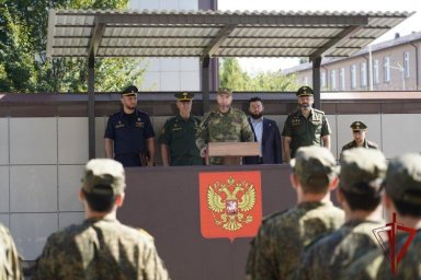 Офицер Управления Росгвардии принял участие в торжественном мероприятии в военном учебном